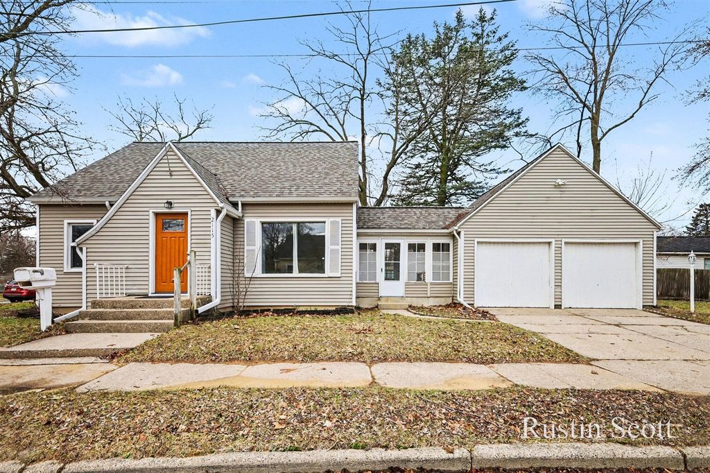 2115 Alto Avenue, Grand Rapids, MI 49507