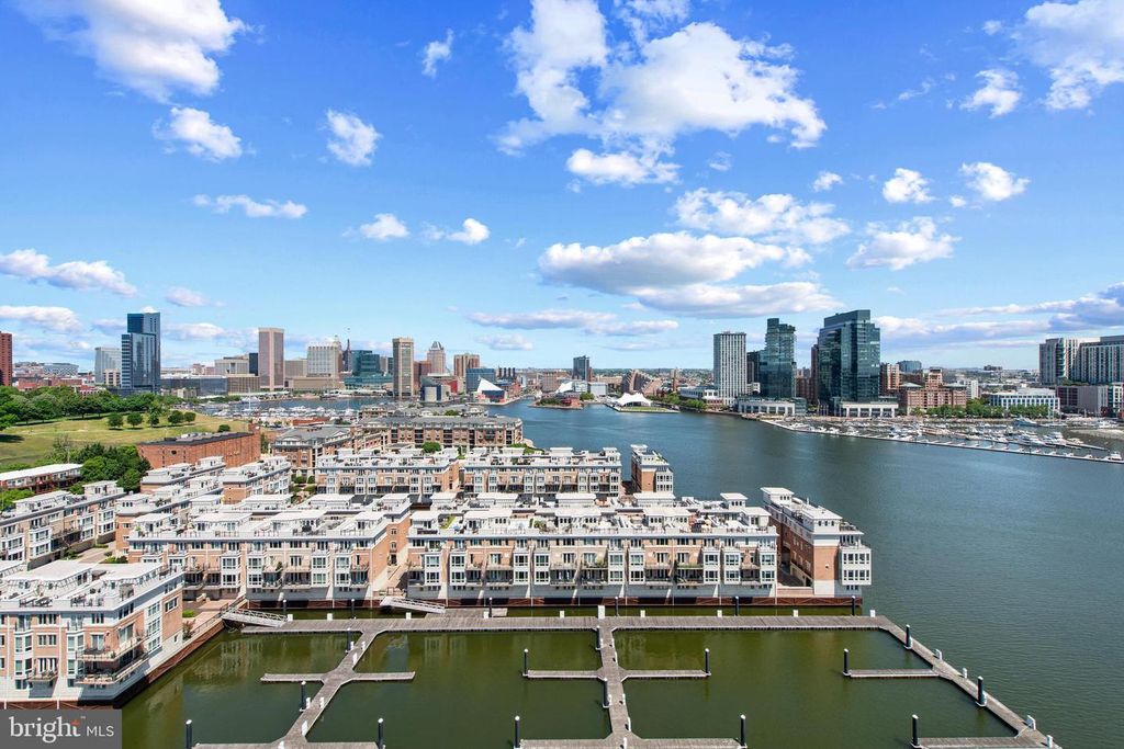Image 40 of property listing at 100 HARBORVIEW DR #1509, Baltimore, MD 21230