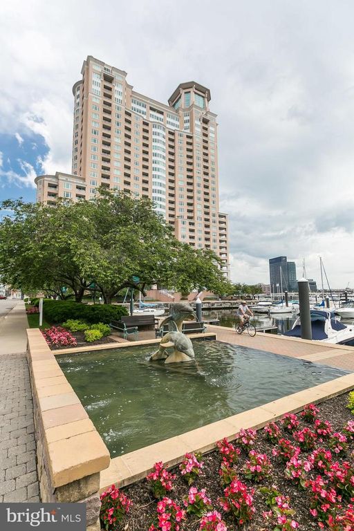 Image 75 of property listing at 100 HARBORVIEW DR #1509, Baltimore, MD 21230