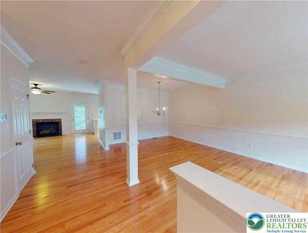 1824 Big Ridge Drive, Middle Smithfield Twp, PA 18302