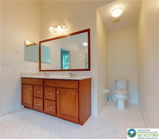 1824 Big Ridge Drive, Middle Smithfield Twp, PA 18302