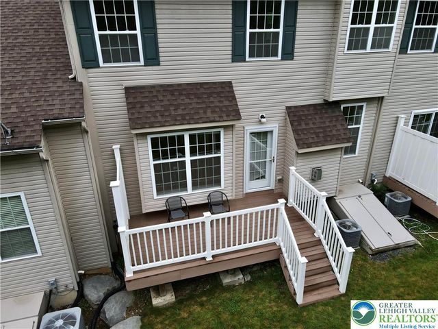 1824 Big Ridge Drive, Middle Smithfield Twp, PA 18302