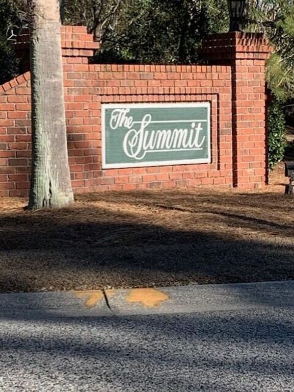 1008 Poconos Court, Summerville, SC 29483