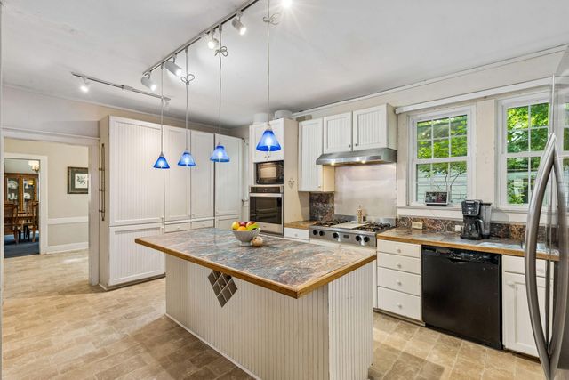 1023 Delsey Street, North Charleston, SC 29405