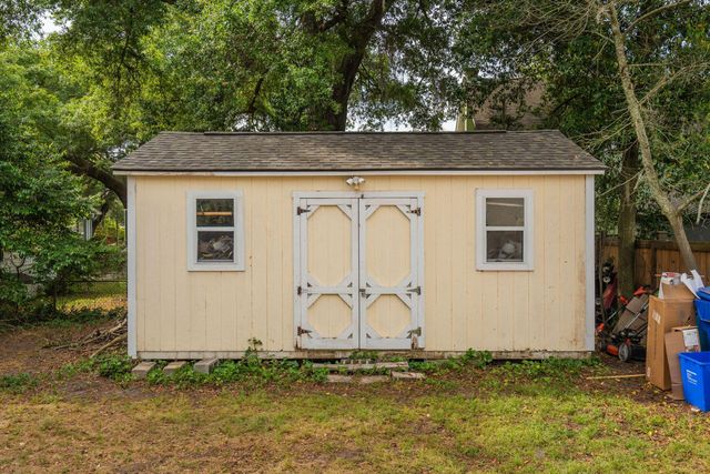1023 Delsey Street, North Charleston, SC 29405