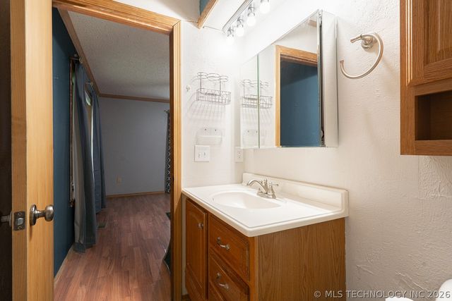 902 S Mission Avenue, Tahlequah, OK 74464