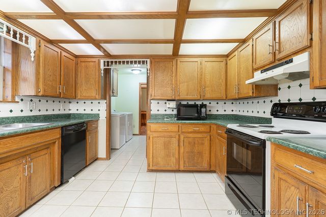 902 S Mission Avenue, Tahlequah, OK 74464