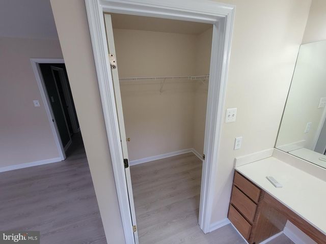 11 WHISTLER CT, Wilmington, DE 19808