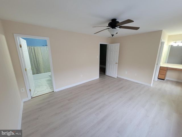 11 WHISTLER CT, Wilmington, DE 19808