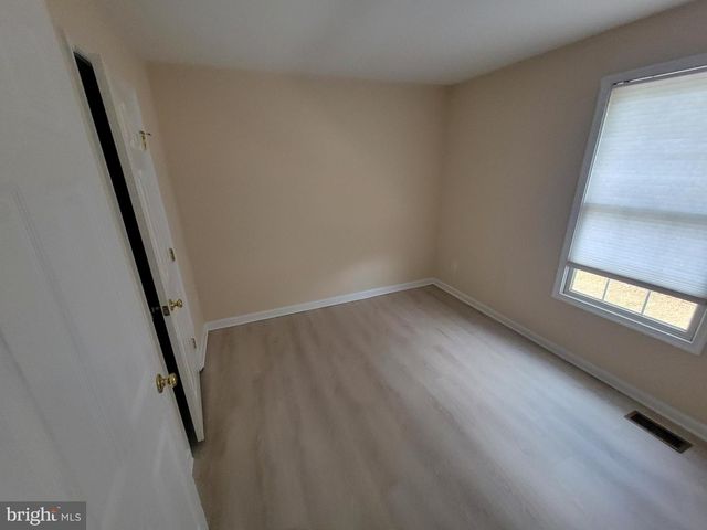 11 WHISTLER CT, Wilmington, DE 19808