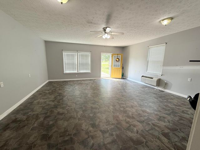 419 Bellaire Drive, Harrodsburg, KY 40330