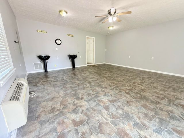 419 Bellaire Drive, Harrodsburg, KY 40330
