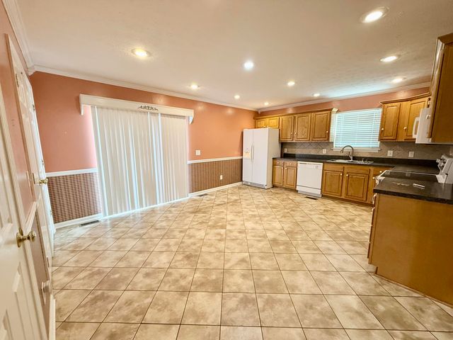 419 Bellaire Drive, Harrodsburg, KY 40330