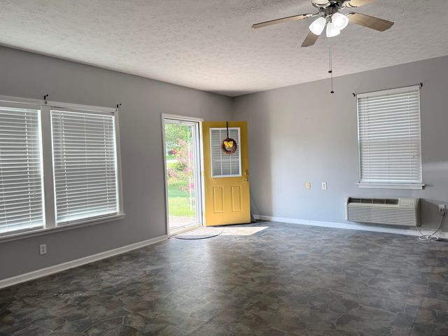 419 Bellaire Drive, Harrodsburg, KY 40330