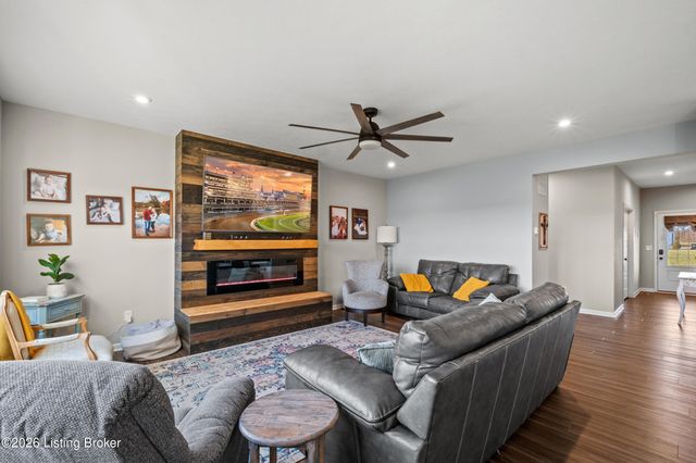131 Marigold Way, Mt Washington, KY 40047