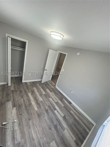 161 NW 15th St 5, Miami, FL 33136