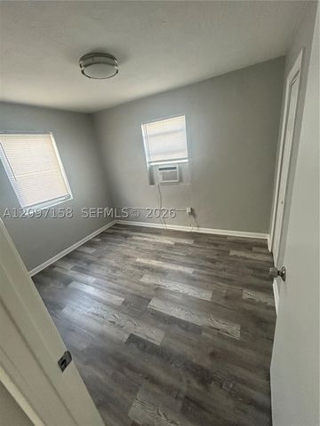 161 NW 15th St 5, Miami, FL 33136