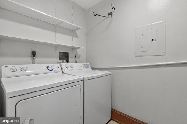 58 BEACON, Robbinsville, NJ 08691