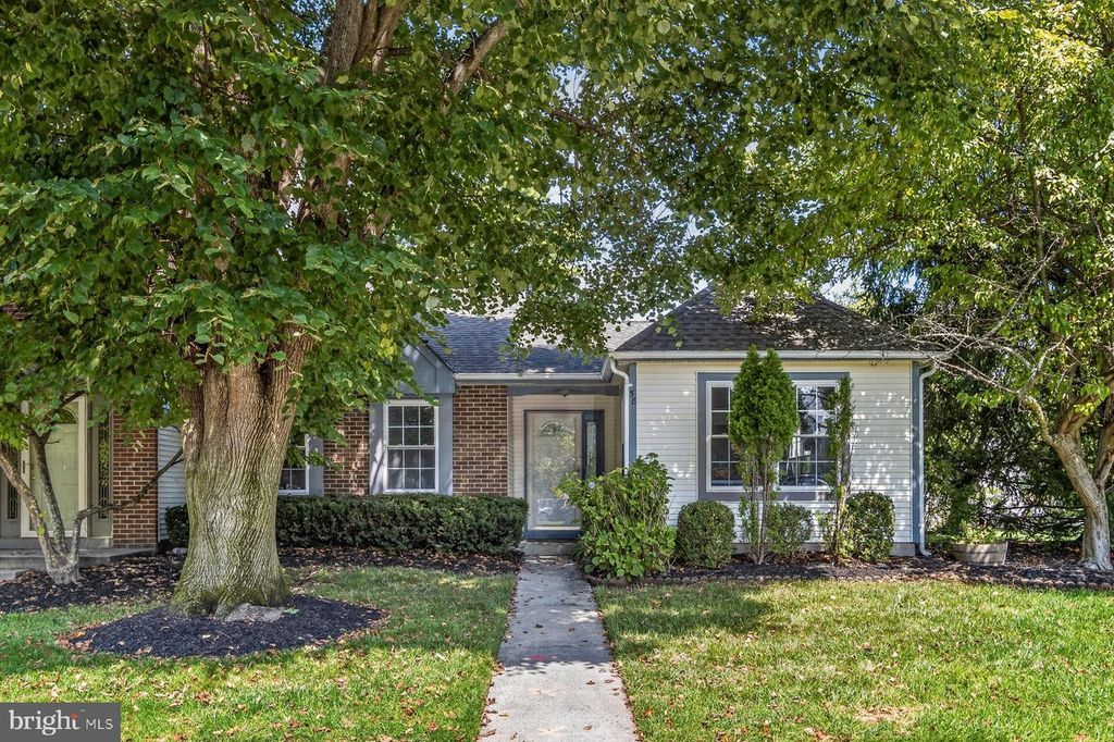 58 BEACON, Robbinsville, NJ 08691