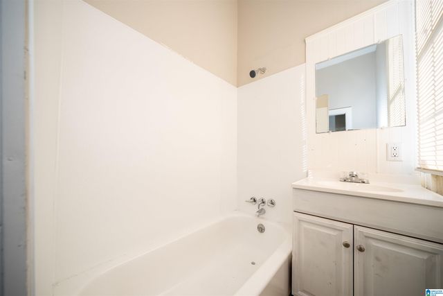 410 SPRING STREET S, Talladega, AL 35160