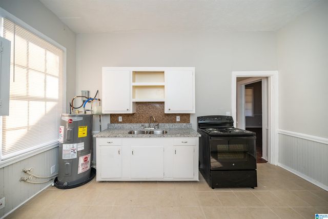 410 SPRING STREET S, Talladega, AL 35160