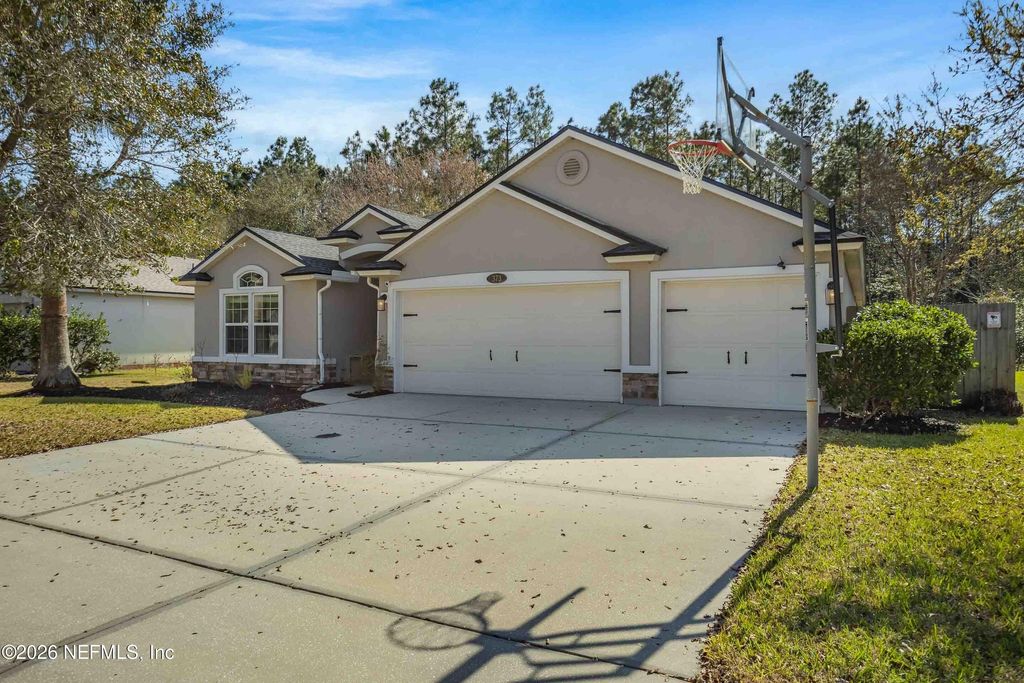 373 W NEW ENGLAND Drive, Elkton, FL 32033