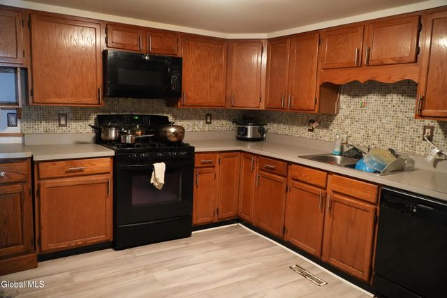 230 Livingston Avenue, Albany, NY 12210