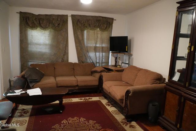 230 Livingston Avenue, Albany, NY 12210