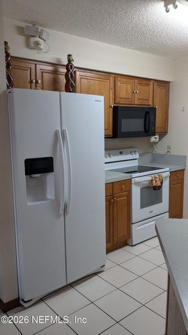 6513 SIERRA Drive, Jacksonville, FL 32244