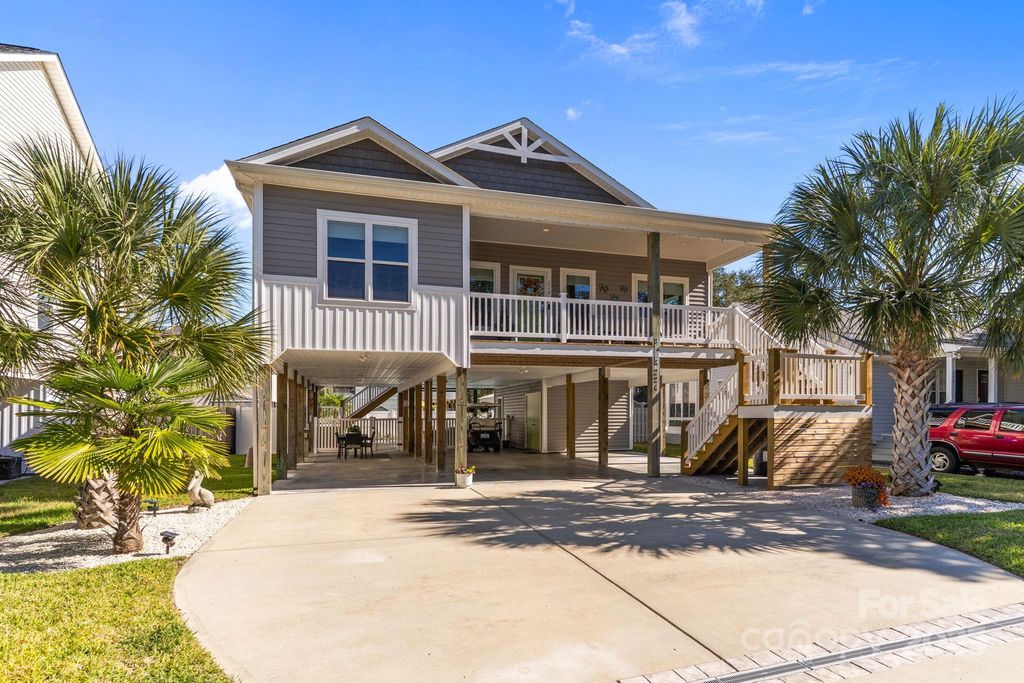 224 NE 58th Street, Oak Island, NC 28465