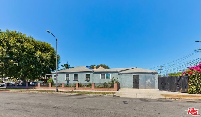157 E 102nd Street, Los Angeles, CA 90003