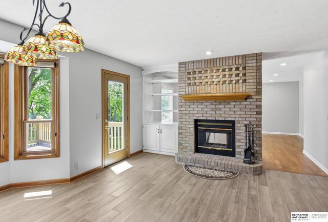16211 Chicago Street, Omaha, NE 68118
