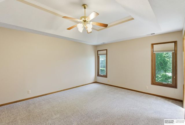 16211 Chicago Street, Omaha, NE 68118