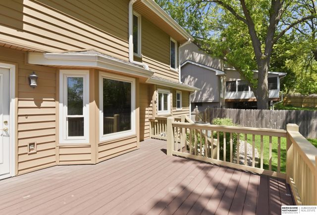 16211 Chicago Street, Omaha, NE 68118