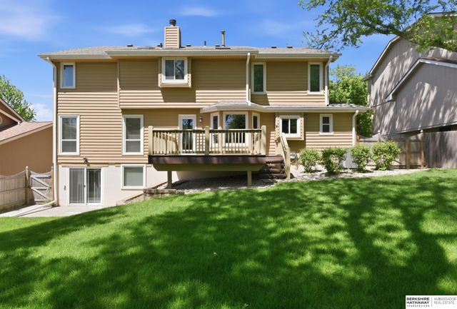 16211 Chicago Street, Omaha, NE 68118