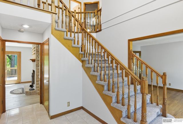 16211 Chicago Street, Omaha, NE 68118