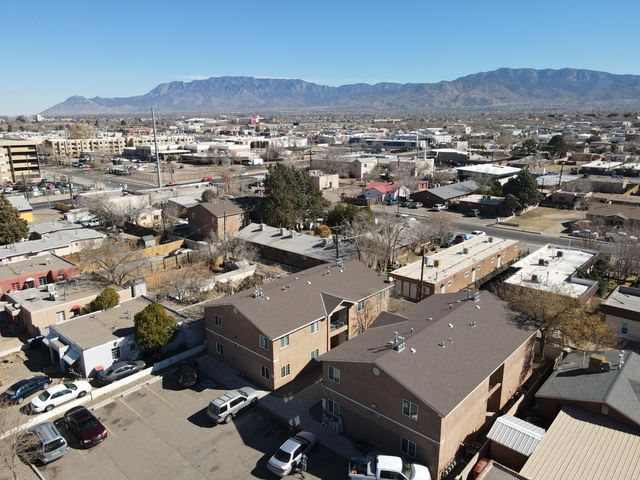 528 Alvarado Drive SE, Albuquerque, NM 87108