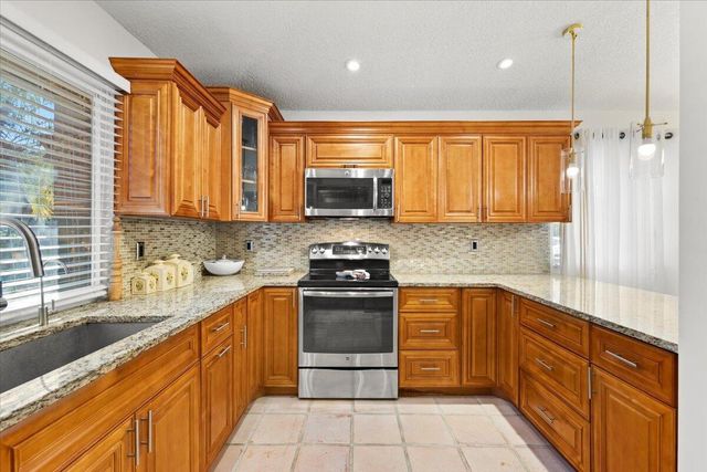 6700 VIA REGINA, Boca Raton, FL 33433