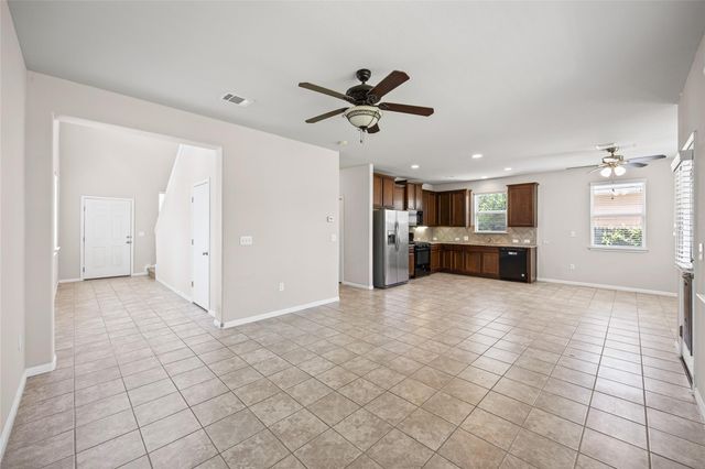 325 Eagle Brook LN, Buda, TX 78610