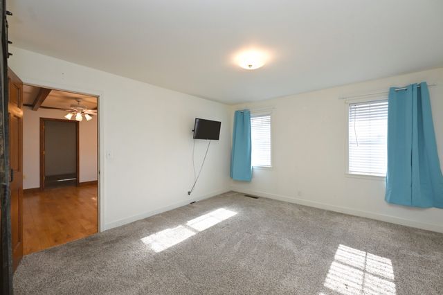 939 Sunset Dr, Gallatin, TN 37066