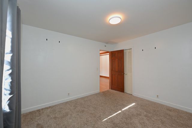 939 Sunset Dr, Gallatin, TN 37066