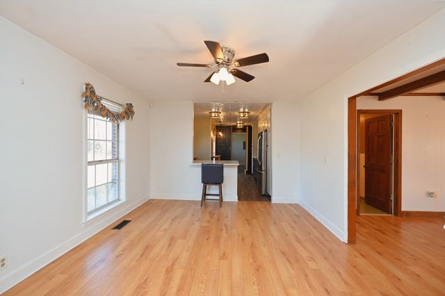 939 Sunset Dr, Gallatin, TN 37066