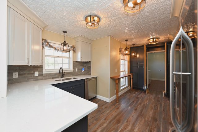 939 Sunset Dr, Gallatin, TN 37066