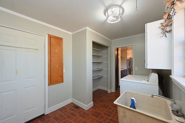 939 Sunset Dr, Gallatin, TN 37066