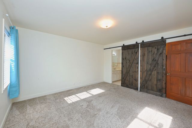 939 Sunset Dr, Gallatin, TN 37066