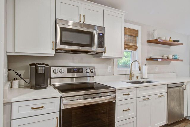 112 W West Huron Avenue, Folly Beach, SC 29439