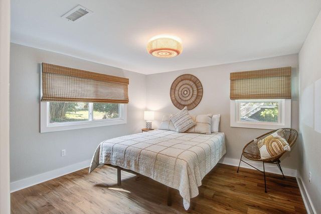 112 W West Huron Avenue, Folly Beach, SC 29439