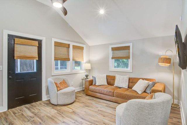 112 W West Huron Avenue, Folly Beach, SC 29439