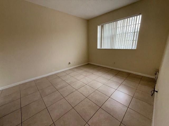 671 Cypress Lake Boulevard D, Pompano Beach, FL 33064