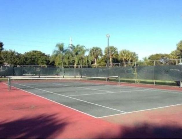 671 Cypress Lake Boulevard D, Pompano Beach, FL 33064